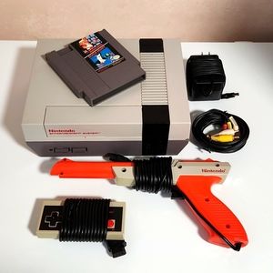 Original 1985 Nintendo NES Childhood Christmas bundle! Cleaned & Tested